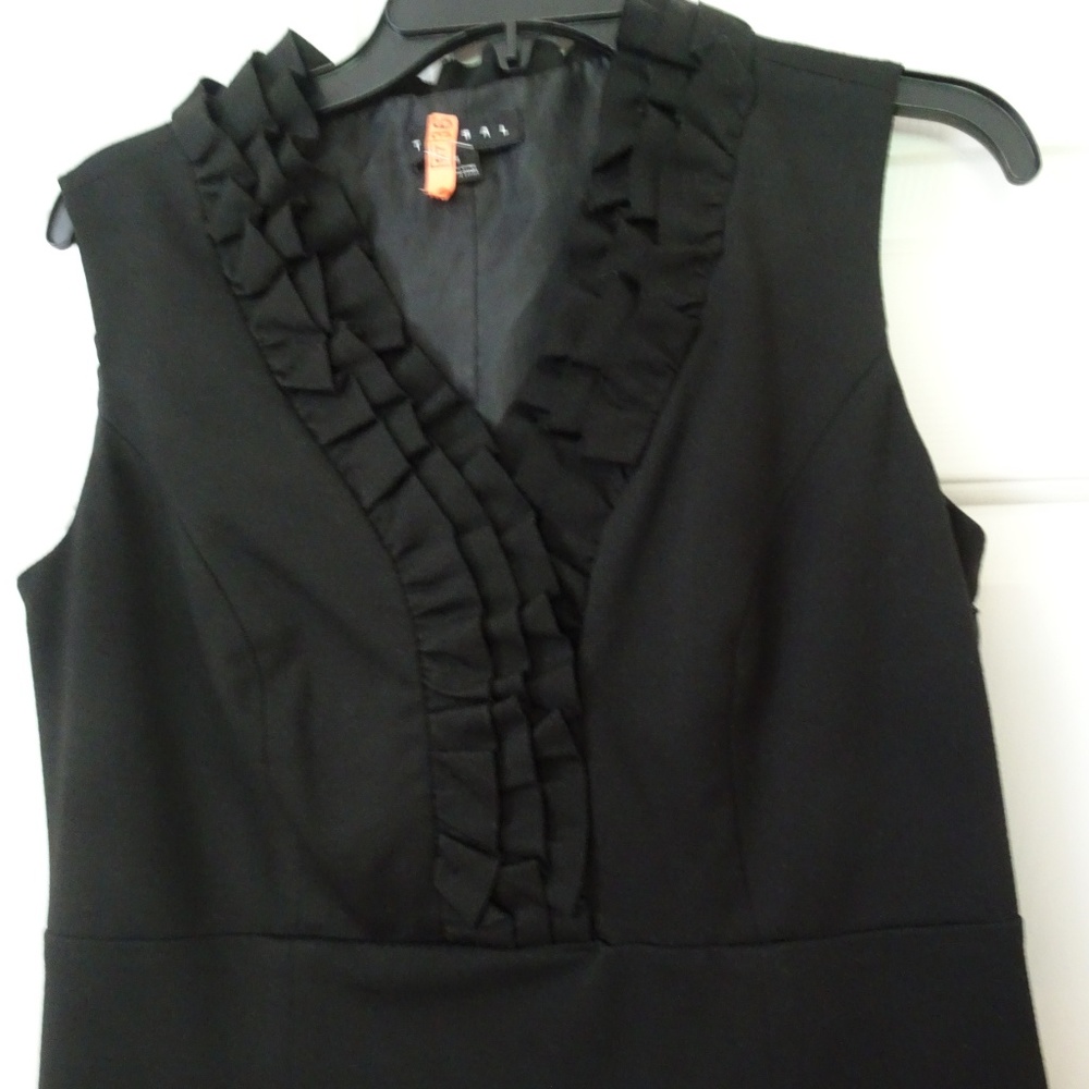Black Sleeveless Dress-Size 8-Fully Lined Cotton Party Cocktail Versatile